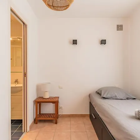 Vue Presqu'ile De Giens Avec Piscine Villa